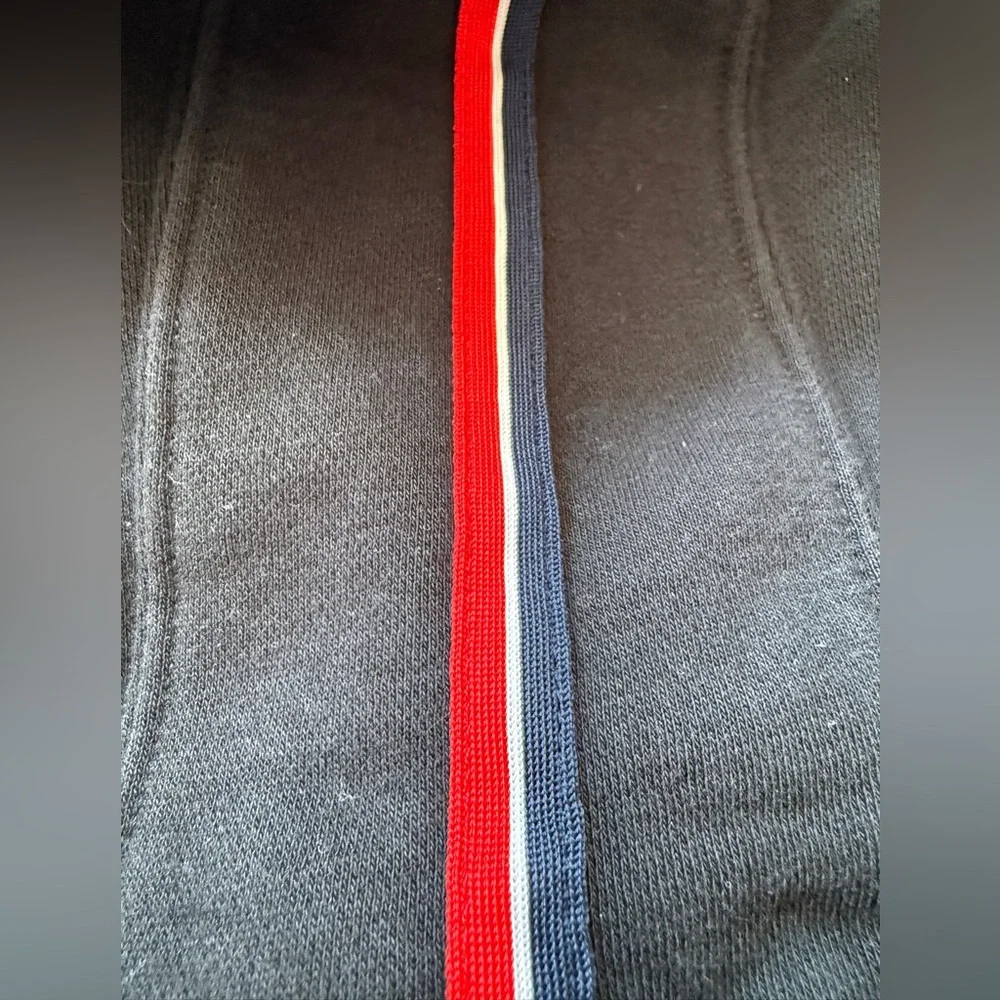 AMG Petronas Tommy Hilfiger F1 Team Hoodie Sponsor Logo  Size XL Mercedes - Picture 10 of 11